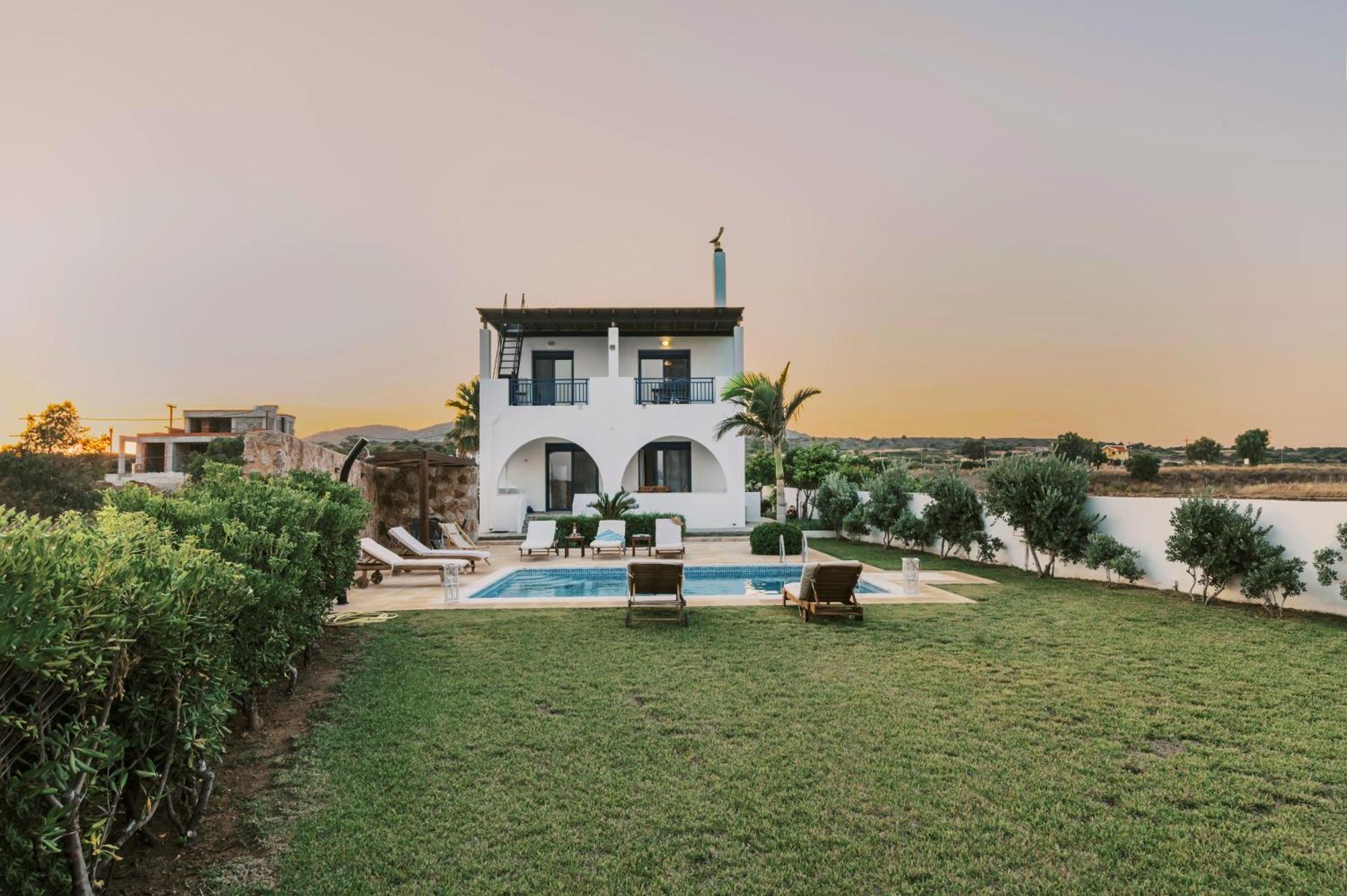 Villa Deep Blue Lakhania Bagian luar foto
