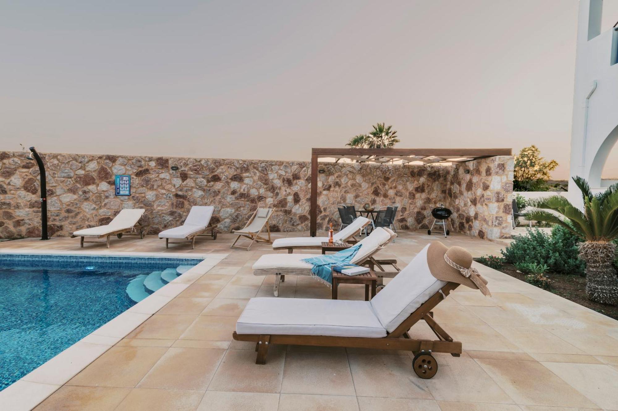 Villa Deep Blue Lakhania Bagian luar foto