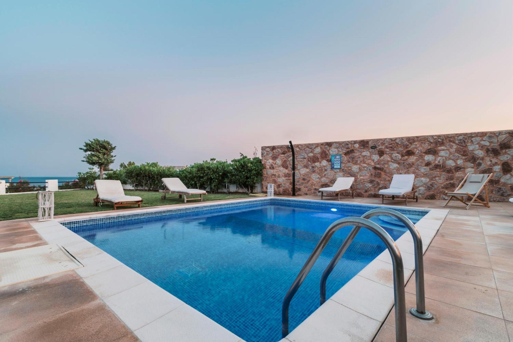 Villa Deep Blue Lakhania Bagian luar foto